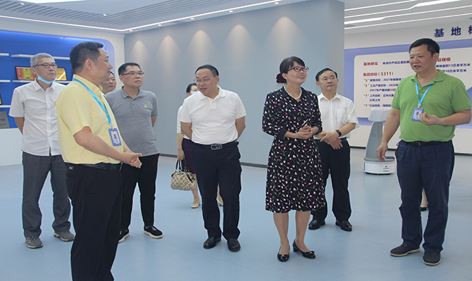 “落實支持政策，助推港澳臺僑企業(yè)高質(zhì)量發(fā)展”